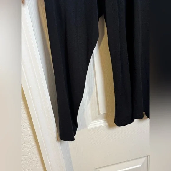 Scarlett Black Long Sleeve Christmas Tee with Red and White Design - Picture 3 of 9